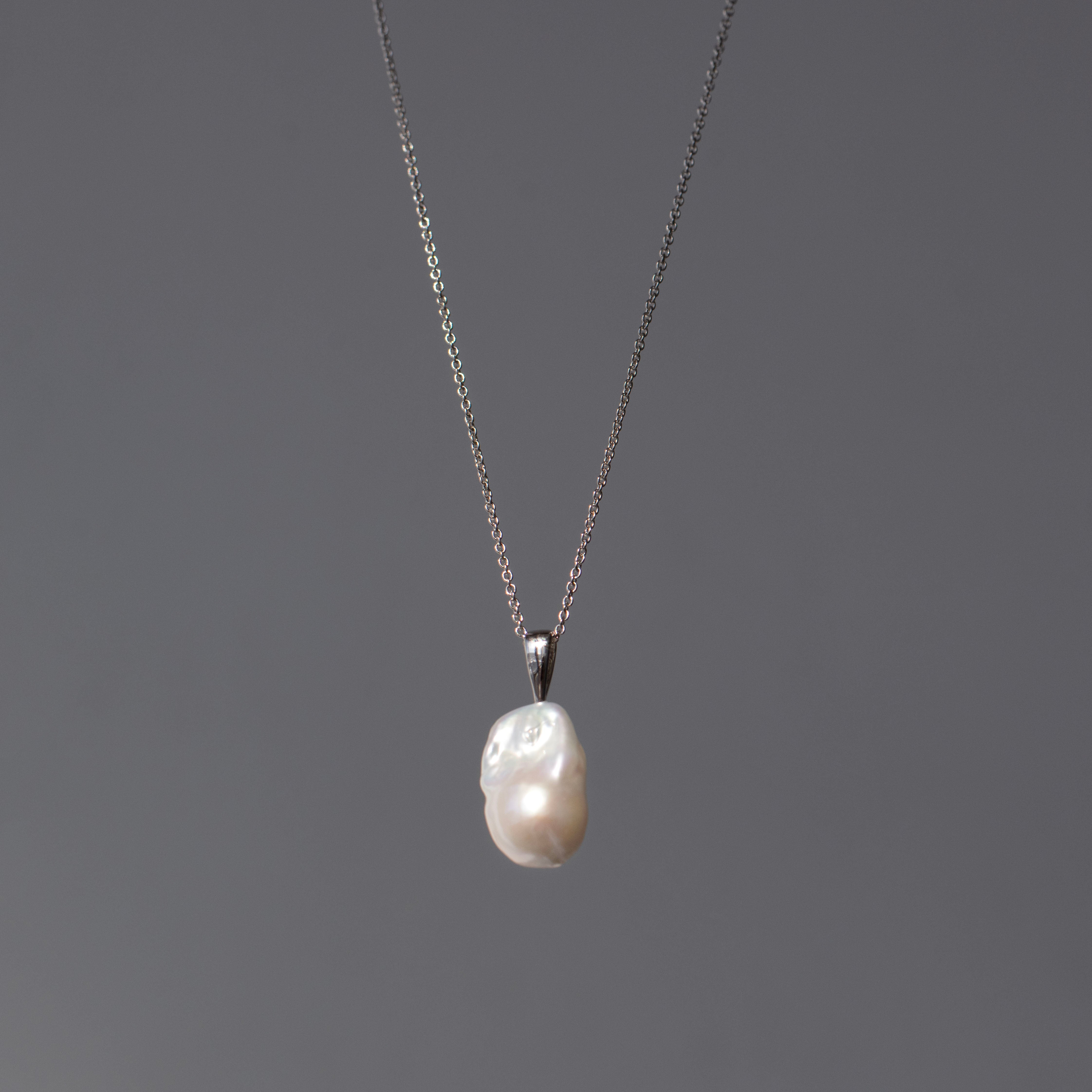 Collier de perle d'eau douce fireball blanche