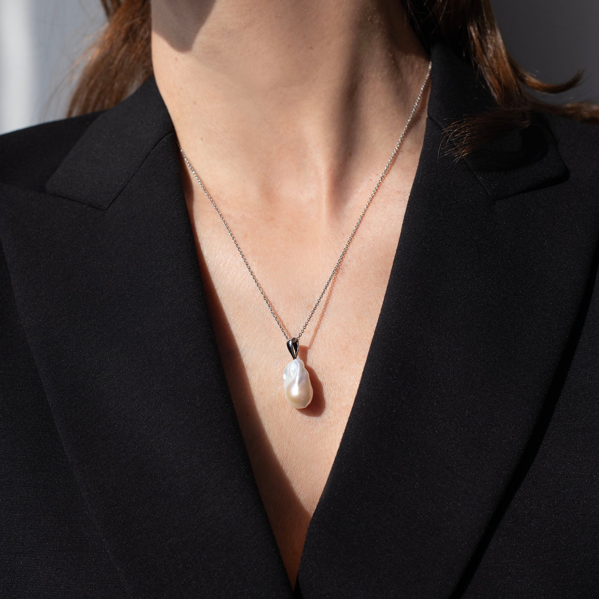 Collier de perle d'eau douce fireball blanche