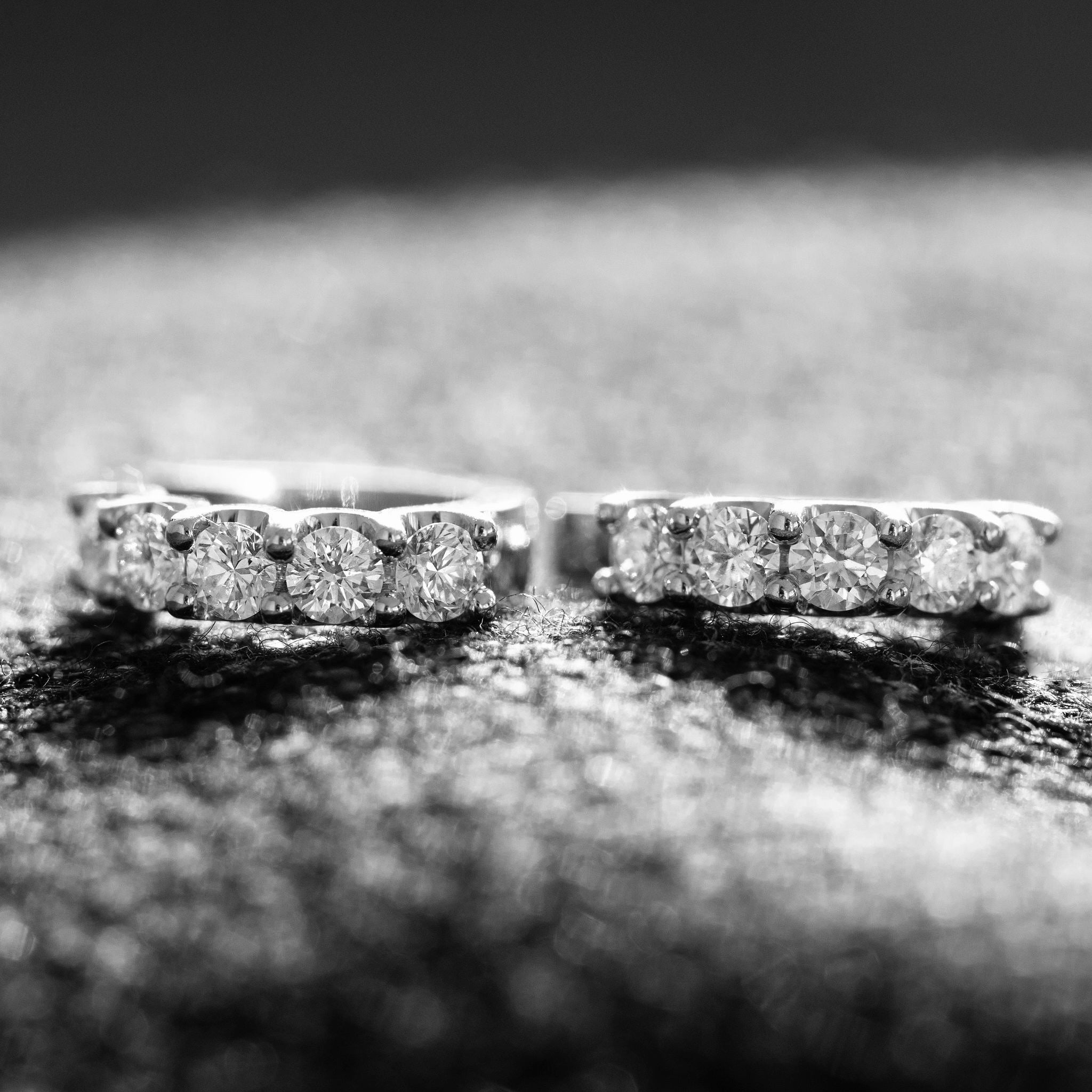 Boucles d'oreilles de diamants huggies