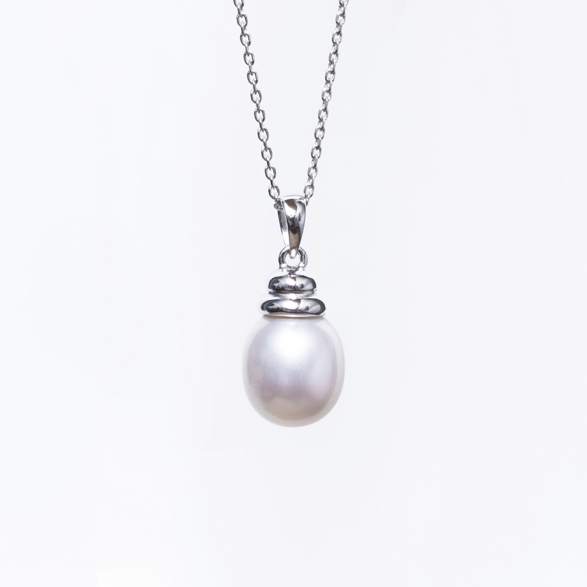 Collier de perle d'eau douce blanche